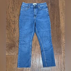 Abercrombie & Fitch Women's Straight Leg ultra high rise Blue Jeans